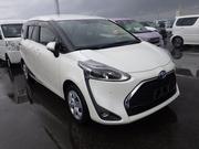 Toyota Sienta 1.5 Hybrid FWD 2021 Pearl for sale