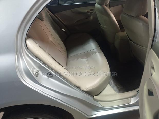 Toyota Axio 2010 Silver