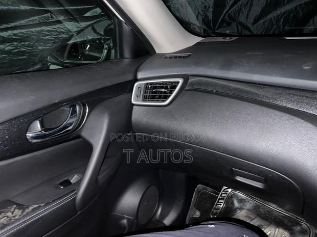 Nissan X-Trail 2.0 Hybrid FWD 2015 Pearl