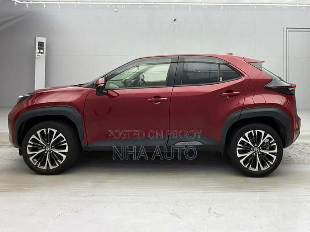 Toyota Yaris Cross 2021 Red