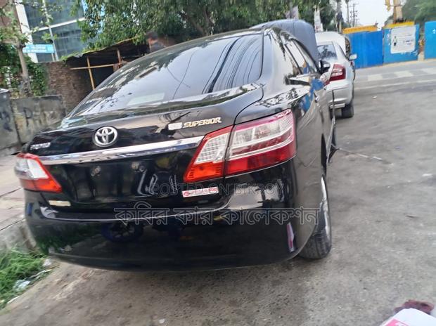 Toyota Premio 2013 Black