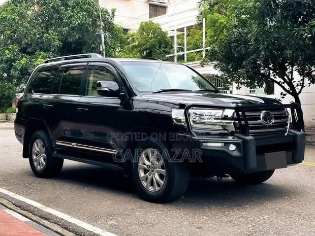 Toyota Land Cruiser 4.5 V8 VXR 2018 Black