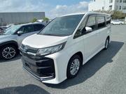 Toyota Noah 2022 Pearl for sale