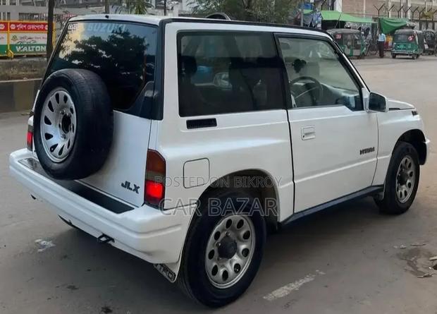 Suzuki Vitara 1996 White