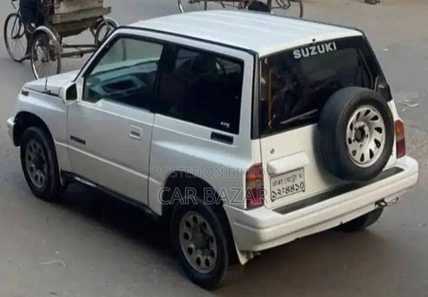 Suzuki Vitara 1996 White