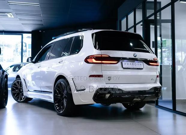 BMW X7 xDrive40i AWD 2024 White