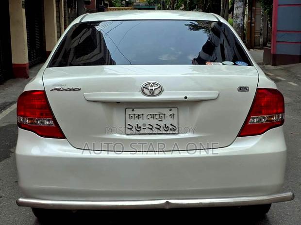 Toyota Axio 1.5 G 2WD 2011 Pearl