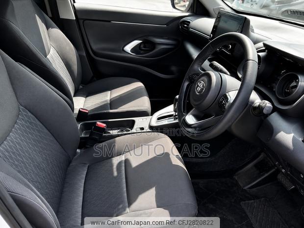 Toyota Yaris Cross 2021 Pearl