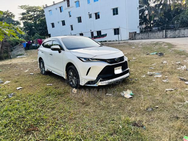 New Toyota Harrier 2.0 2020 Pearl