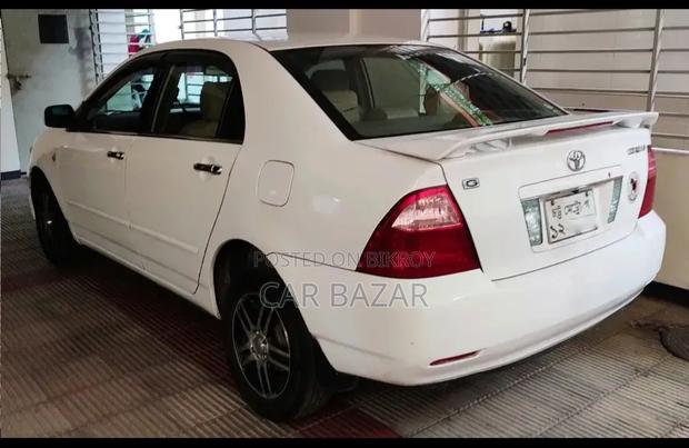 Toyota Corolla 2005 White