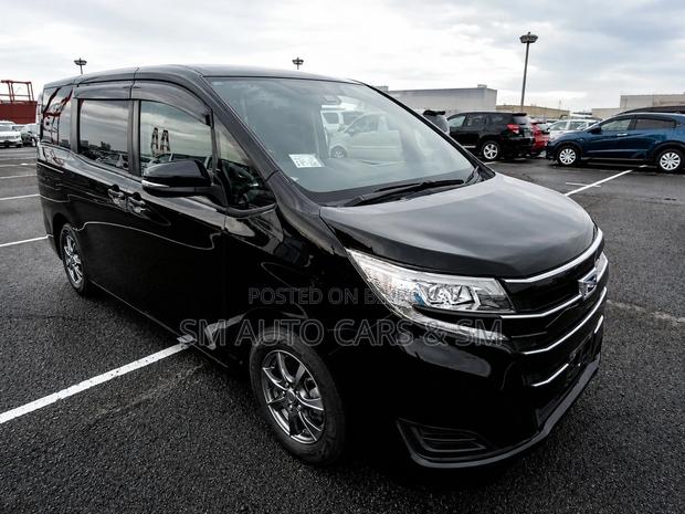 Toyota Noah 1.8 FWD Hybrid (7 Seater) 2021 Black