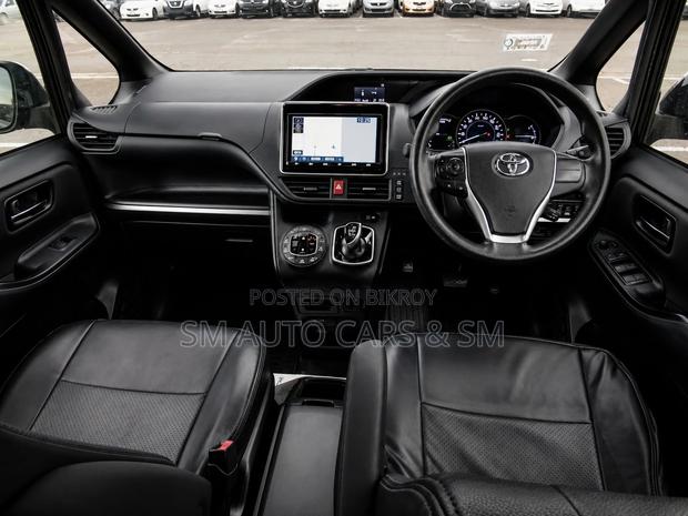 Toyota Noah 1.8 FWD Hybrid (7 Seater) 2021 Black