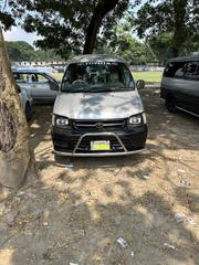 Toyota Noah 2001 Silver for sale