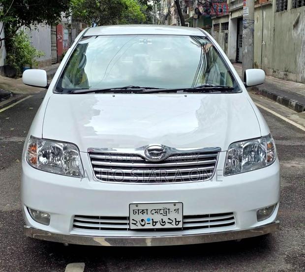 Toyota Corolla 2005 White