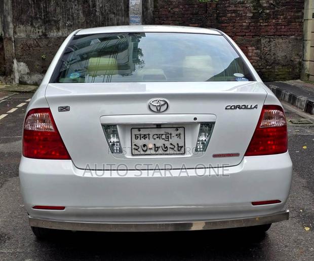Toyota Corolla 2005 White
