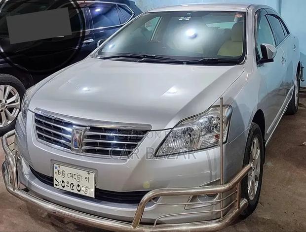 Toyota Premio 1.5 FWD 2013 Silver