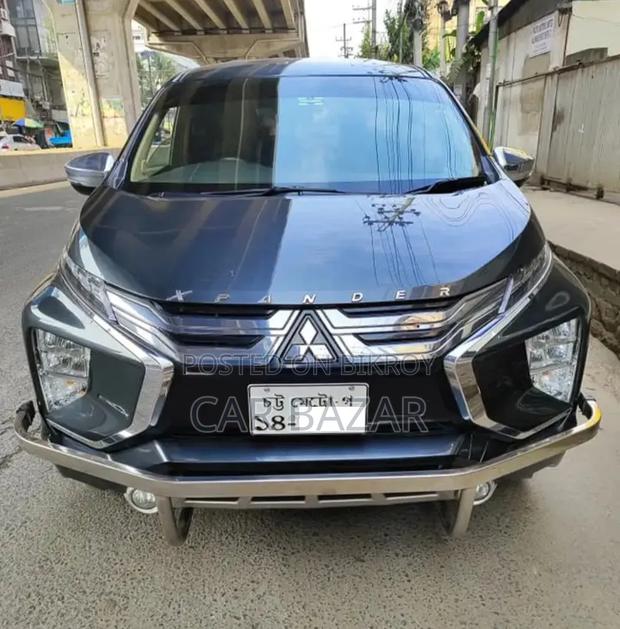 Mitsubishi Xpander 2021 Gray