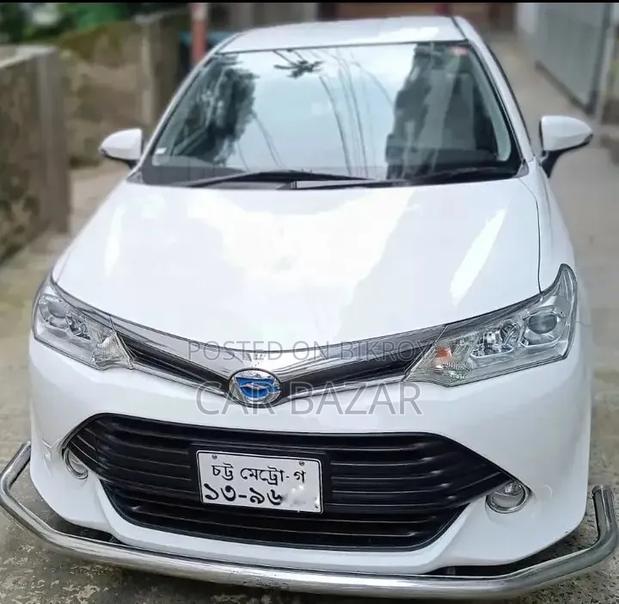 Toyota Axio 1.5 Hybrid G 2WD 2015 Off White
