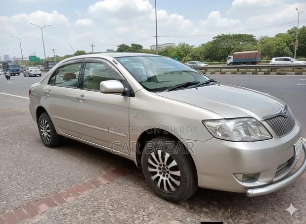 Toyota Corolla Sedan 2004 Beige