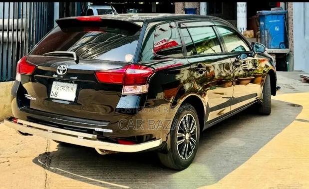 Toyota Corolla Fielder 1.5 Petrol FWD 2016 Black