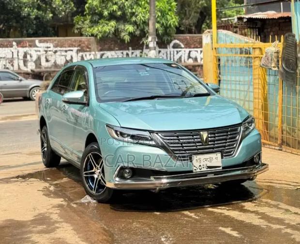 Toyota Premio 1.5 FWD 2016 Green