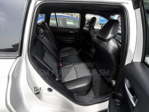 Toyota Corolla Cross 1.8 Hybrid FWD 2022 Pearl