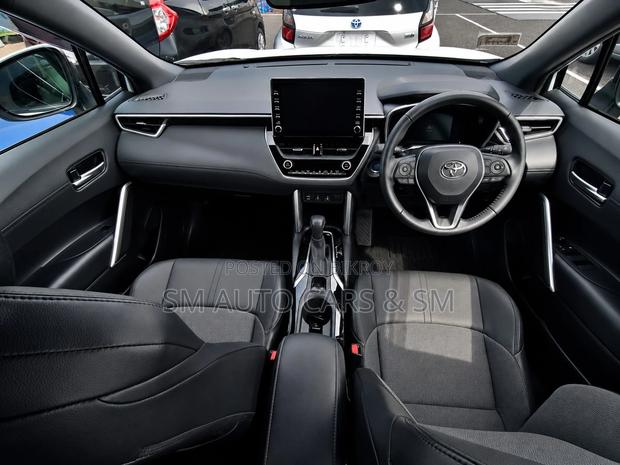 Toyota Corolla Cross 1.8 Hybrid FWD 2022 Pearl
