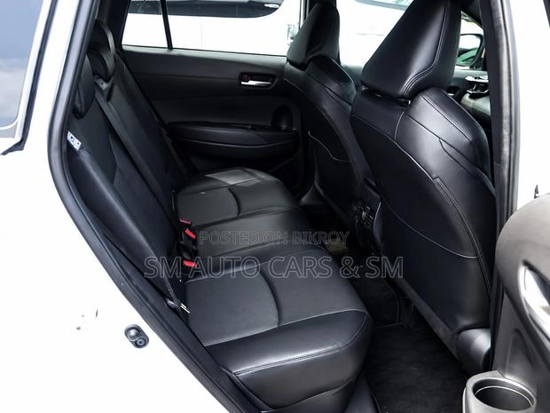 Toyota Corolla Cross 1.8 Hybrid FWD 2022 Pearl
