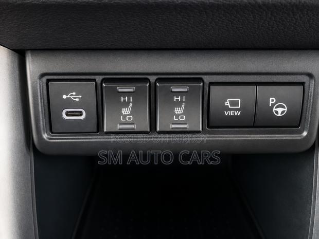 Toyota Corolla Cross 2024 Gray