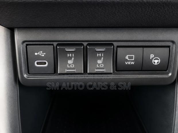Toyota Corolla Cross 2024 Gray