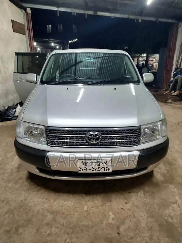 Toyota Probox 1.5 CNG 2WD 2004 Silver