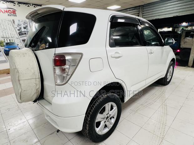 Toyota Rush 1.5 AWD 2009 Pearl