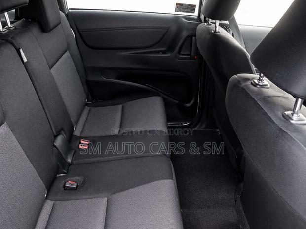 Toyota Sienta 1.5 Hybrid FWD 2021 Pearl