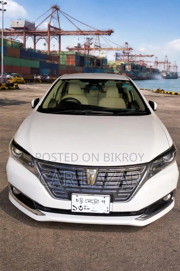 Toyota Premio 1.5 FWD 2017 Pearl