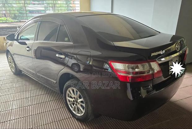 Toyota Premio 1.5 FWD 2014 Maroon