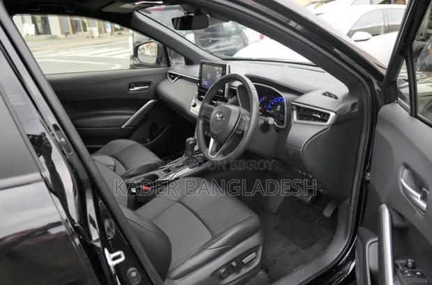 Toyota Corolla Cross 1.8 Hybrid FWD 2022 Black
