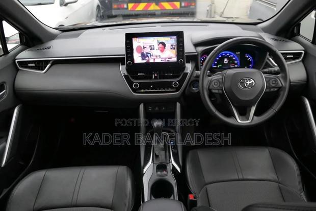 Toyota Corolla Cross 1.8 Hybrid FWD 2022 Black