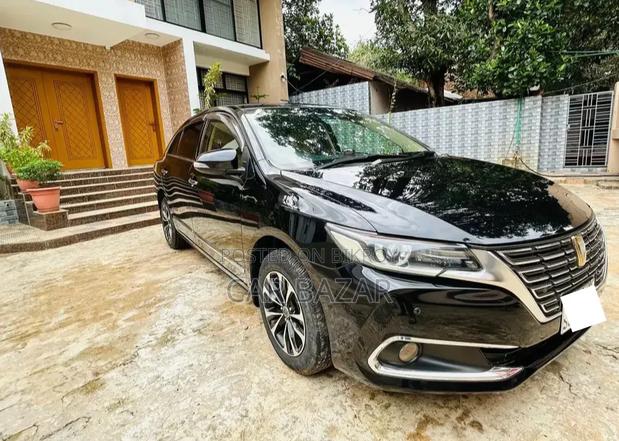 Toyota Premio 1.5 FWD 2018 Black