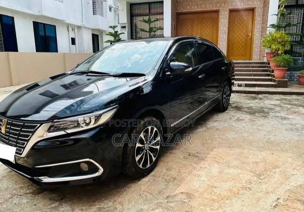 Toyota Premio 1.5 FWD 2018 Black