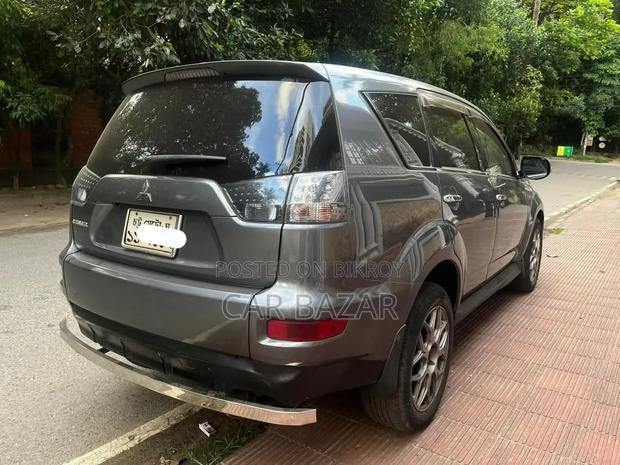 Mitsubishi Outlander 2010 Gray