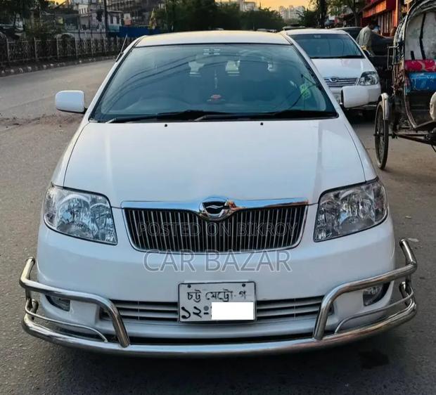 Toyota Corolla 2006 White