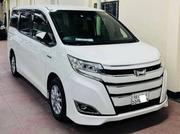 Toyota Noah 1.8 FWD Hybrid (7 Seater) 2017 White for sale