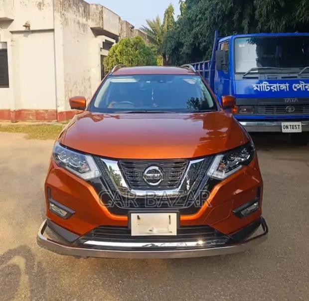 Nissan X-Trail 2.0 Hybrid FWD 2017 Orange