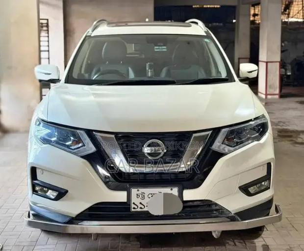 Nissan X-Trail 2.0 Hybrid AWD 2018 Pearl