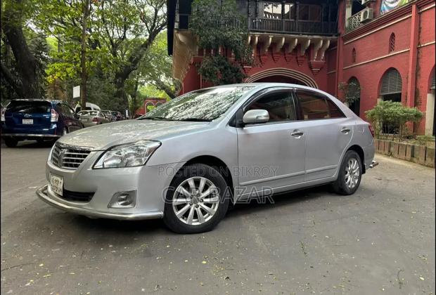 Toyota Premio 1.5 FWD 2012 Silver