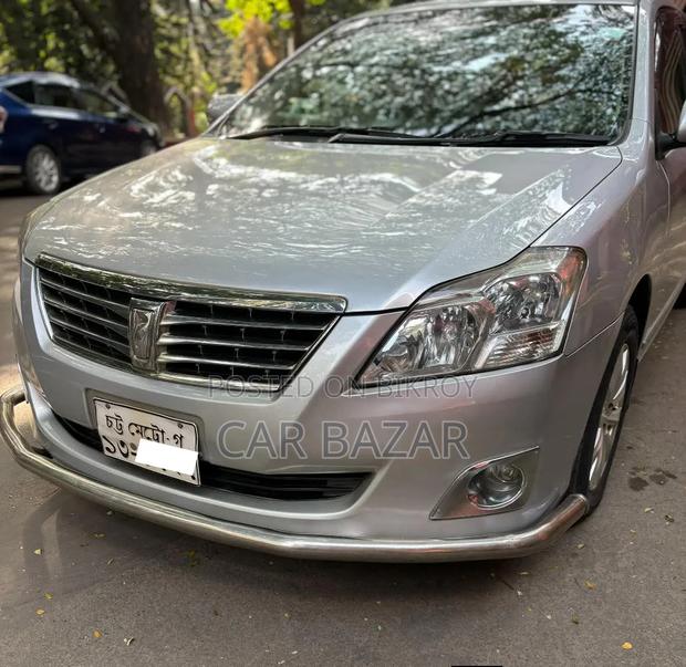 Toyota Premio 1.5 FWD 2012 Silver
