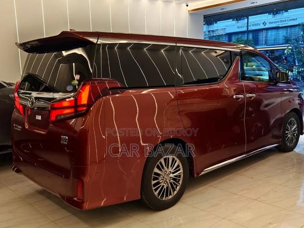 Toyota Alphard 2.5 Hybrid AWD 2020 Maroon
