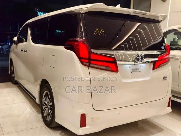 Toyota Alphard 2.5 Hybrid AWD 2020 Pearl