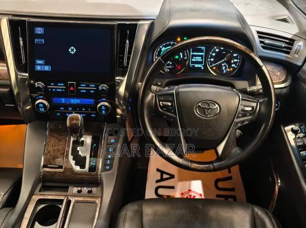 Toyota Alphard 2.5 Hybrid AWD 2020 Pearl