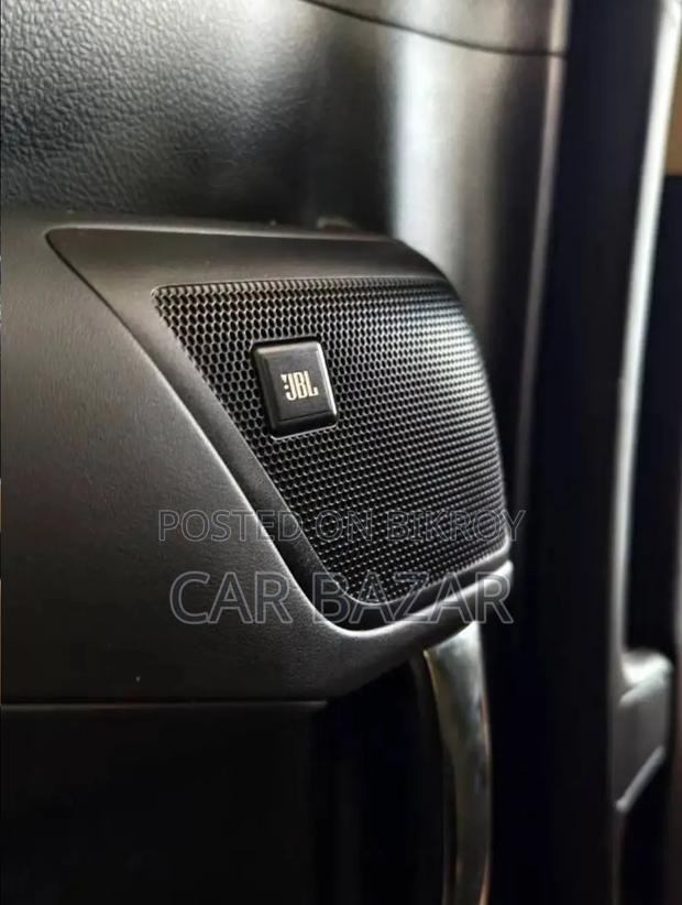 Toyota Alphard 2.5 Hybrid AWD 2020 Off White